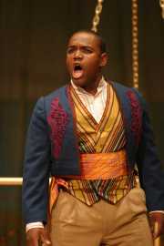 L'Italiana in Algeri, Boston Lyric Opera, 2004/05 Season