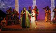 Baritone James Westman as Athanaël and soprano Kelly Kaduce as Thaïs, Thaïs, Boston Lyric Opera, 2006