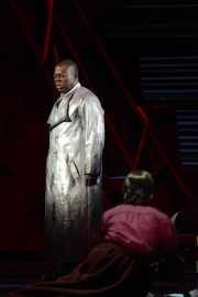 Alfred Walker (The Dutchman) and Olivia Dundon-Duvall (Senta, age 14), The Flying Dutchman, Boston Lyric Opera, 2013