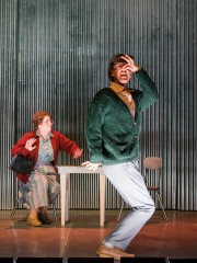 (l.-r.) Eddy’s mother and father (Caroline Worra and Christopher Burchett) lament the decline of their hometown in the Boston Lyric Opera production of Mark Anthony Turnage’s GREEK, running Nov 16-20 at the Emerson/Paramount Center.