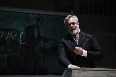 DR KNOX -- Bill Burden as the morally ambiguous Dr. Knox, proprietor of Edinburgh’s most popular school of anatomy in Boston Lyric Opera’s world premiere production of THE NEFARIOUS, IMMORAL BUT HIGHLY PROFITABLE ENTERPRISE of MR. BURKE and MR. HARE by composer Julian Grant and librettist Mark Campbell. Runs Nov 8-12; details at BLO.org.