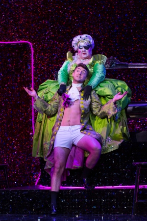 Mother Goose (Jane Eaglen), the madam of a London brothel, stakes a claim on newcomer Tom Rakewell (Ben Bliss) in Boston Lyric Opera’s new production of Stravinsky’s THE RAKES PROGRESS, running through March 19 at the Emerson Majestic Theater